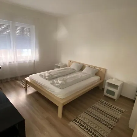 Garden Apartman House * Pecs